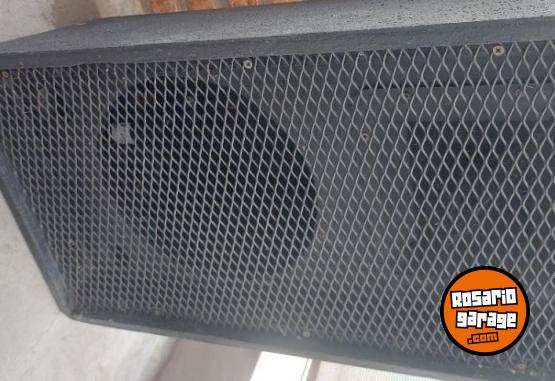 Instrumentos Musicales - Parlantes ZKX 600 watss Mas caja 12" - En Venta