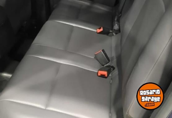 Camionetas - Volkswagen AMAROK 2.0 TRENDLINE 2022 Diesel 40000Km - En Venta