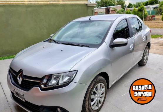 Autos - Renault Logan 2014 full 2014 Nafta 104000Km - En Venta