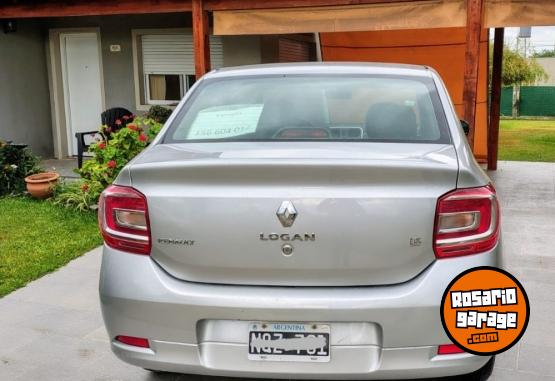 Autos - Renault Logan 2014 full 2014 Nafta 104000Km - En Venta