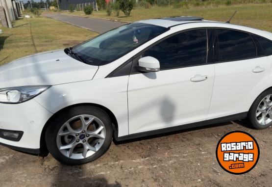 Autos - Ford Focus se plus 2019 Nafta 83000Km - En Venta