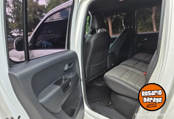 Camionetas - Volkswagen AMAROK HIGHLINE V6 2023 Diesel 80000Km - En Venta