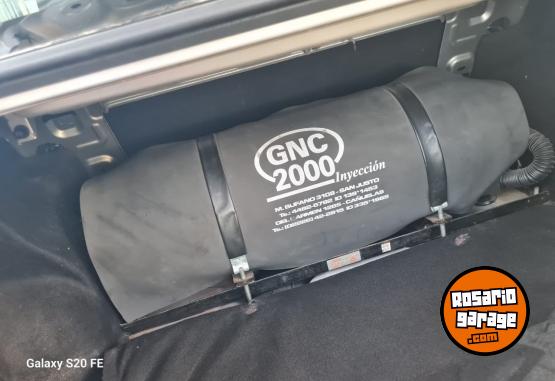 Autos - Renault Logan 2015 GNC 265000Km - En Venta