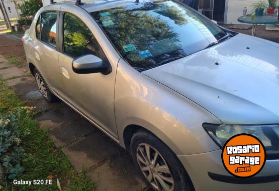 Autos - Renault Logan 2015 GNC 265000Km - En Venta
