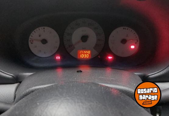 Autos - Renault Clio 2006 Nafta 170000Km - En Venta