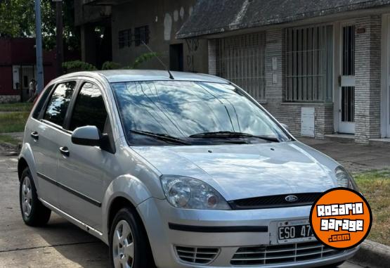 Autos - Ford fiesta 2004 Nafta 137000Km - En Venta