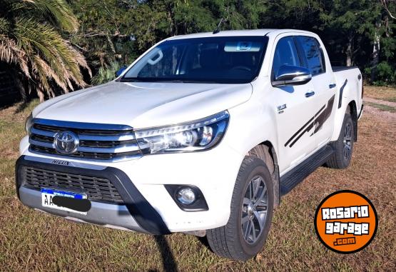 Camionetas - Toyota HILUX SRX 2016 Diesel 260000Km - En Venta