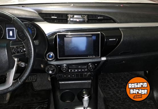 Camionetas - Toyota HILUX SRX 2016 Diesel 260000Km - En Venta