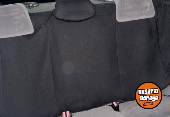 Autos - Peugeot Mod 2002.  Rural 2.0 HDI 2002 Diesel 123Km - En Venta