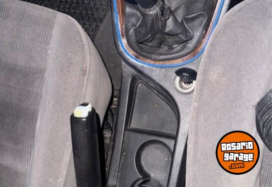 Autos - Peugeot Mod 2002.  Rural 2.0 HDI 2002 Diesel 123Km - En Venta