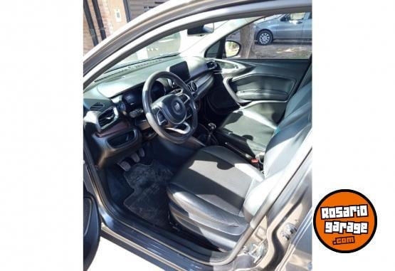 Autos - Fiat CRONOS PRECISION 1.8 2021 GNC 156000Km - En Venta