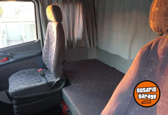 Camiones y Gr�as - MERCEDES BENZ L1620 - En Venta