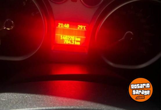 Autos - Ford focus trend plus 2010 Nafta 111111Km - En Venta