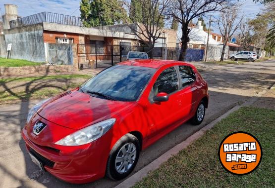 Autos - Peugeot 207 compact allure 2014 Diesel 140000Km - En Venta