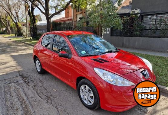 Autos - Peugeot 207 compact allure 2014 Diesel 140000Km - En Venta