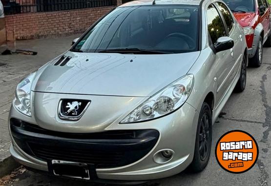 Autos - Peugeot 207 compact 2009 Nafta 170000Km - En Venta