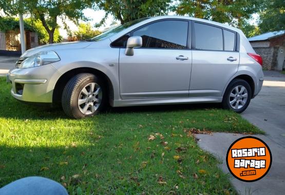 Autos - Nissan TIIDA VISSIA 2015 Nafta 185000Km - En Venta