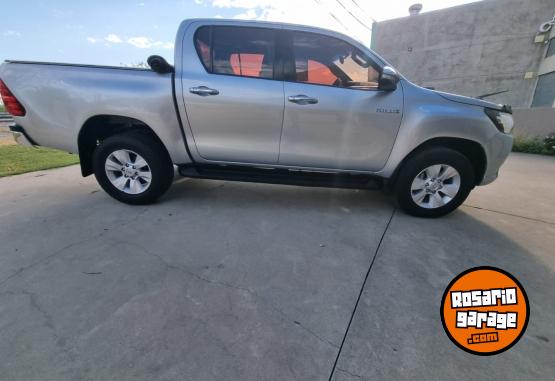 Camionetas - Toyota Hilux 2016 Diesel 164268Km - En Venta