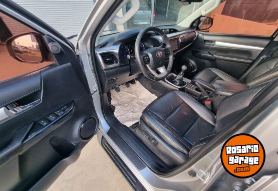 Camionetas - Toyota Hilux 2016 Diesel 164268Km - En Venta