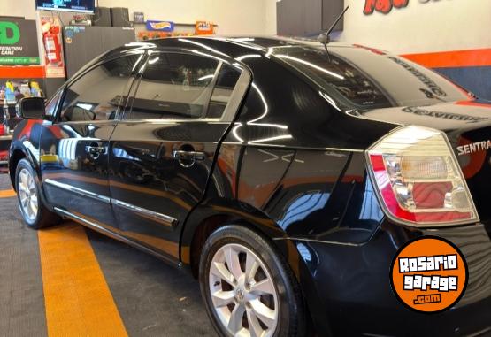 Autos - Nissan Sentra 2011 GNC 181000Km - En Venta