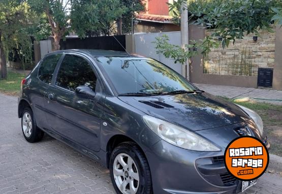 Autos - Peugeot 207 2009 Nafta 214000Km - En Venta