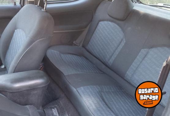 Autos - Peugeot 207 2009 Nafta 214000Km - En Venta