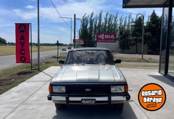 Cl�sicos - FALCON 3.6 GHIA 4P - En Venta