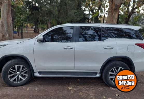 Camionetas - Toyota SW4 2018 Diesel 118000Km - En Venta
