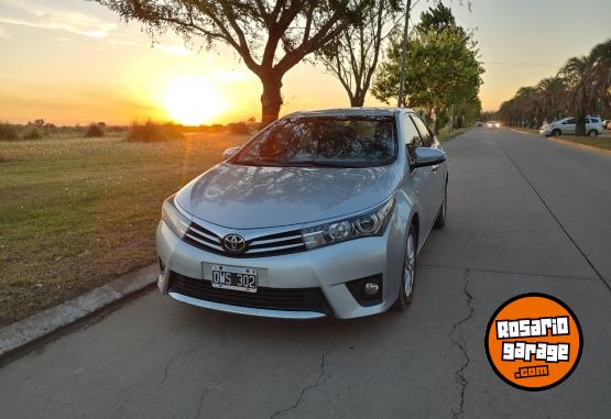 Autos - Toyota Corolla XEI 2015 Nafta 140000Km - En Venta
