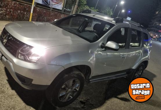 Camionetas - Renault DUSTER 2015 GNC 125000Km - En Venta