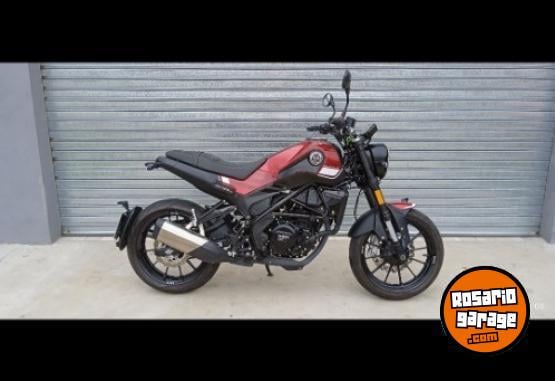 Motos - Benelli Leoncino 2024 Nafta 2200Km - En Venta