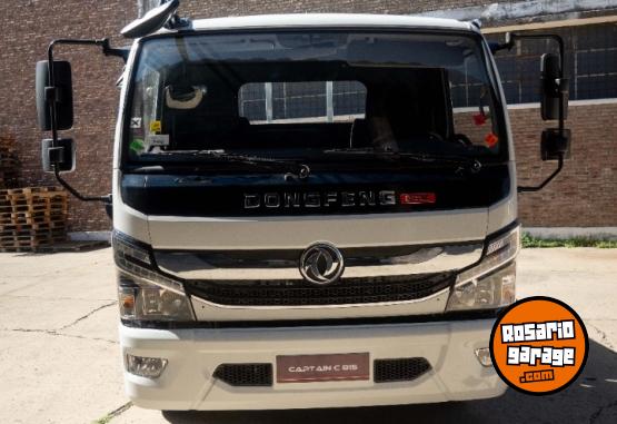 Camiones y Gr�as - Camion Liviano Dongfeng Captain C815 - En Venta