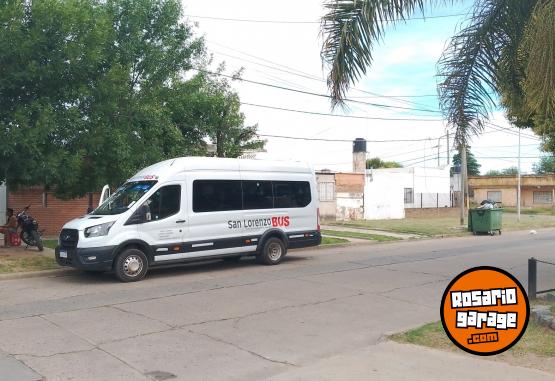 Utilitarios - Ford Transit 2021 Diesel 158000Km - En Venta
