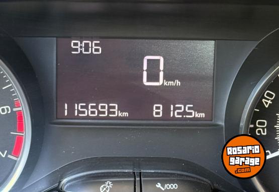 Autos - Peugeot 208 feline pack cuir 2014 Nafta 116000Km - En Venta