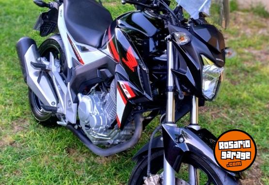 Motos - Honda New Twister 250cc 2019 Nafta 8000Km - En Venta