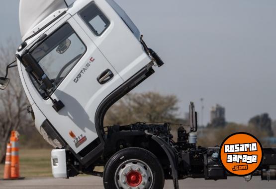 Camiones y Gr�as - Cami�n Liviano Dongfeng Captain C1217 - En Venta