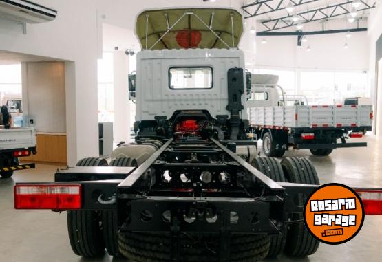 Camiones y Gr�as - Camion mediano Dongfeng Captain D 1830 C - En Venta