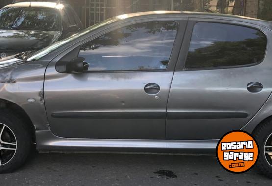 Autos - Peugeot 206 motor 1.4 2002 GNC 260000Km - En Venta