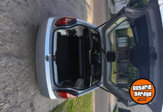 Autos - Suzuki Fun 1.4 5ptas 2008 Nafta 160000Km - En Venta