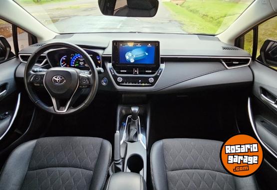 Autos - Toyota COROLLA 1.8 HYBRID 2024 Electrico / Hibrido 49900Km - En Venta