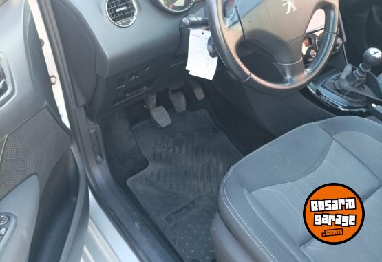 Autos - Peugeot 308 1.6 HDI ALLURE + NAV 2018 Diesel 155000Km - En Venta