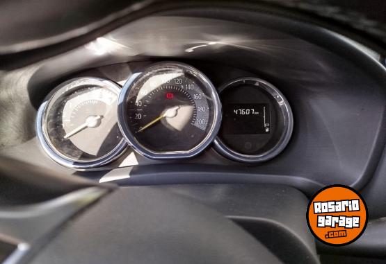 Autos - Renault SANDERO 2020 Nafta 53000Km - En Venta