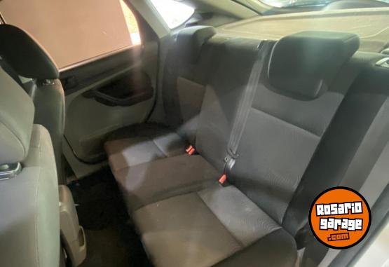 Autos - Ford Focus Trend 2.0 2012 Nafta 156000Km - En Venta