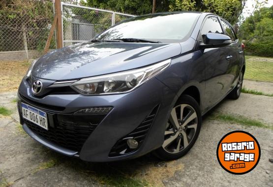 Autos - Toyota Yaris 2021 Nafta 14000Km - En Venta