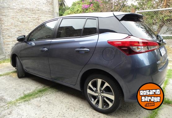 Autos - Toyota Yaris 2021 Nafta 14000Km - En Venta