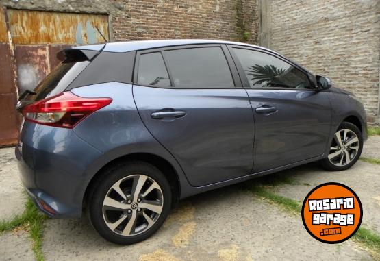 Autos - Toyota Yaris 2021 Nafta 14000Km - En Venta