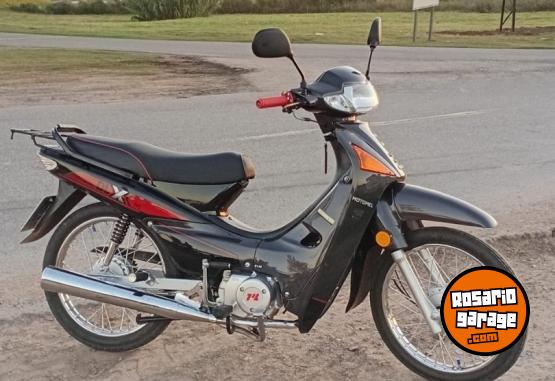 Motos - Motomel Motomel Dlx 2024 Nafta 3100Km - En Venta