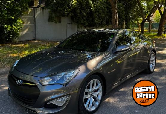 Autos - Hyundai g�nesis coupe 2012 Nafta 130000Km - En Venta