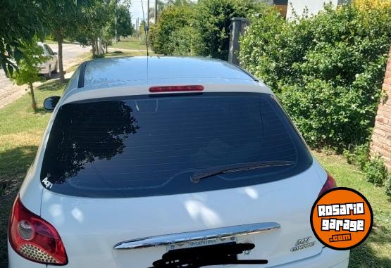 Autos - Peugeot 207 2014 Nafta 126000Km - En Venta