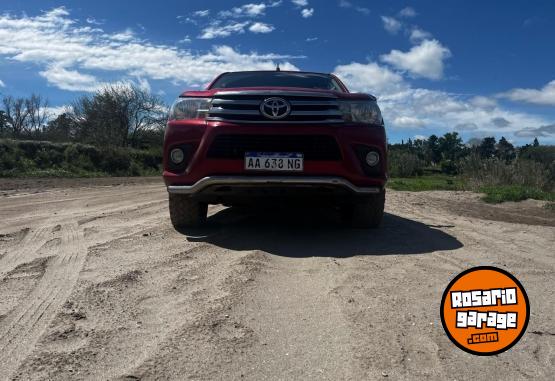 Camionetas - Toyota Hilux 2016 Diesel 212000Km - En Venta